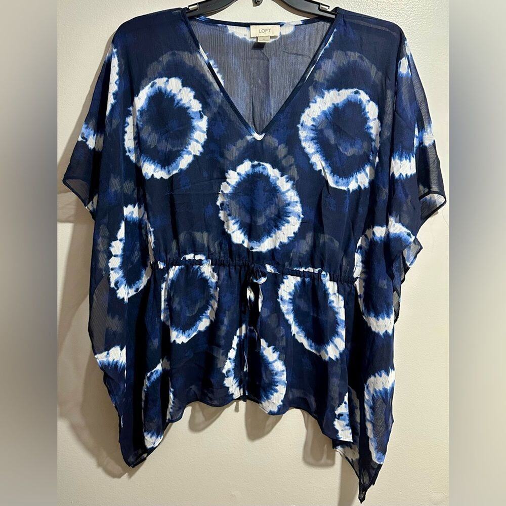 Ann Taylor LOFT Navy and White Tie-Dye V-Neck Top Size M (938)